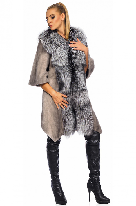 Ladies fur coat of mink